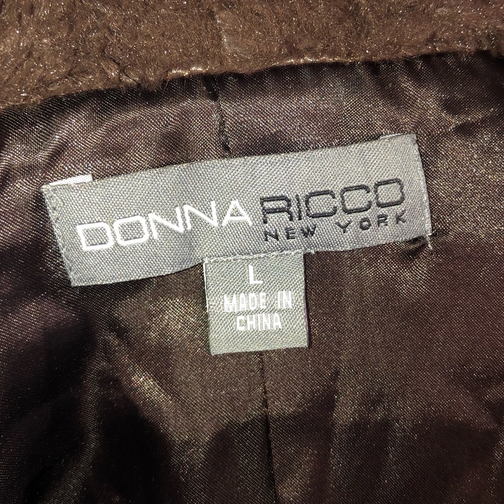 Faux Fur Vest - Picture 4 of 5
